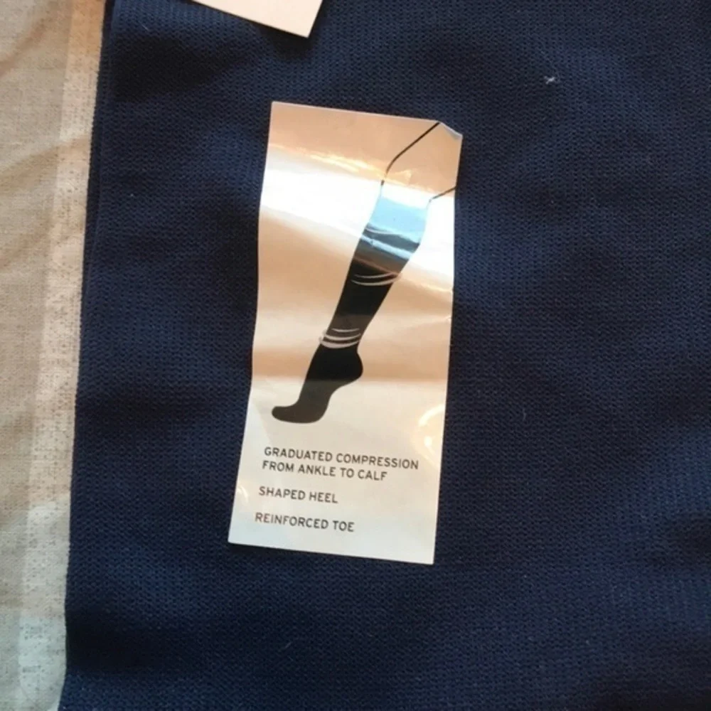 Compression dress socks in Navy